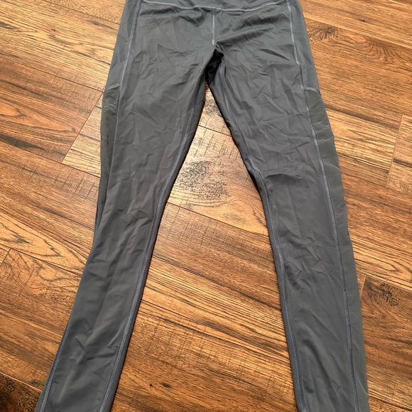 Victoria’s Secret Sport Outfit (3) - Picture 5 of 13